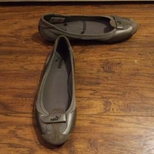 Excellent condition Puma leather and mesh flat